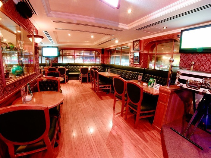 夏洛克·福尔摩斯英语酒吧 阿拉伯庭院水疗酒店 酒店和水療中心 迪拜酋长国 夏洛克·福尔摩斯英语酒吧 阿拉伯庭院水疗酒店 酒店和水療中心 迪拜酋长国