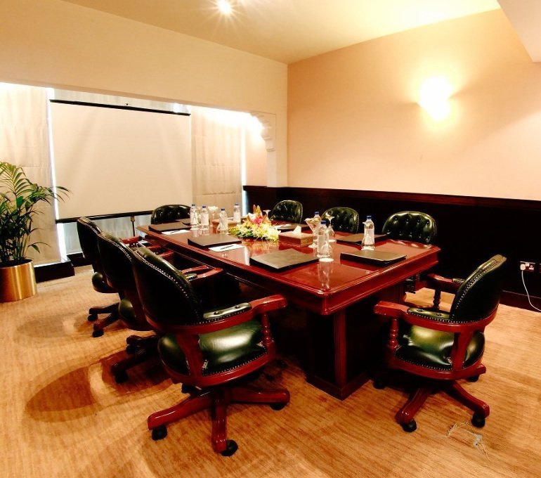 行政会议室 - 阿拉伯庭院水疗酒店 酒店和水療中心 - 迪拜酋长国